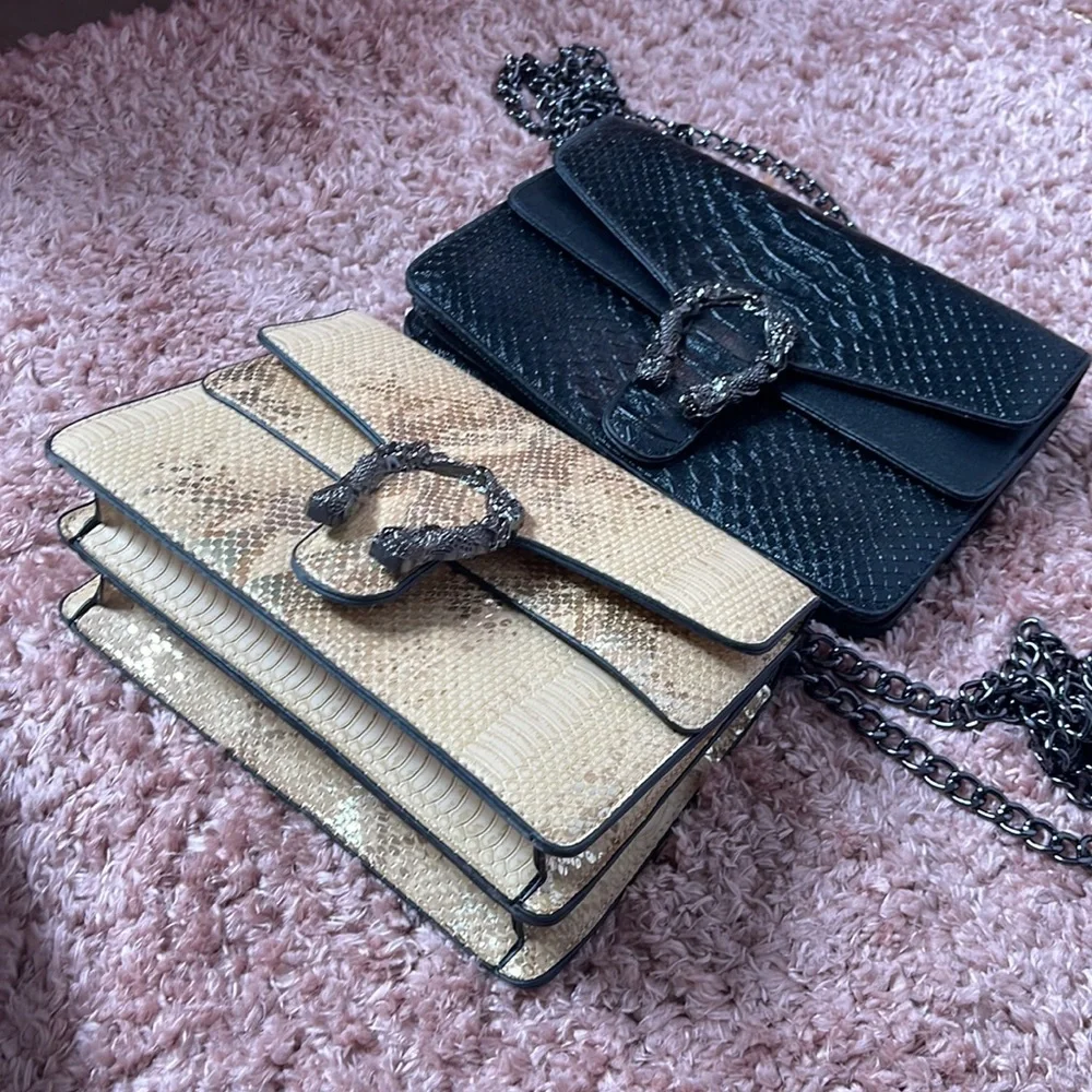 Purse bundle (2) - Picture 2 of 10